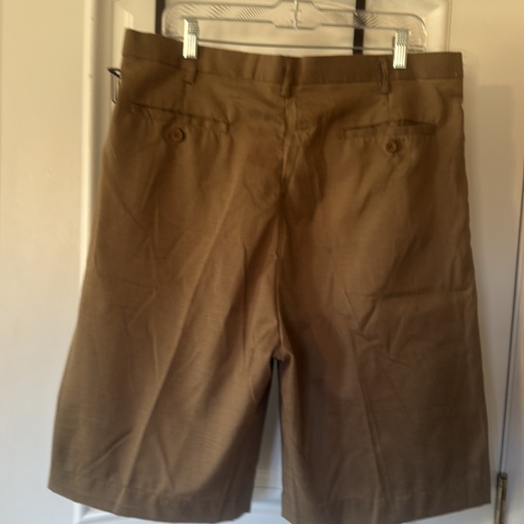 George Martin Contemporary Men’s Tan Shorts  Size 38 - Picture 2 of 8